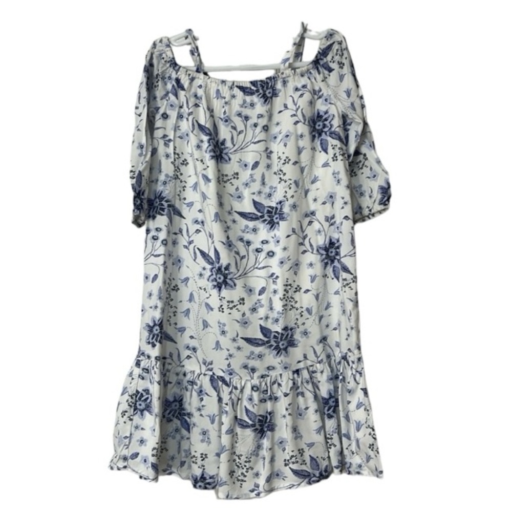 Girls dress size S